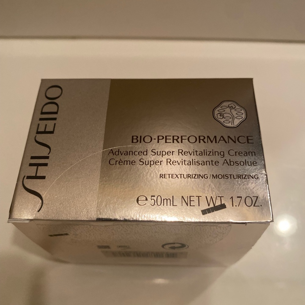Shiseido miracle cream! Brand new, still sealed, never been opened!